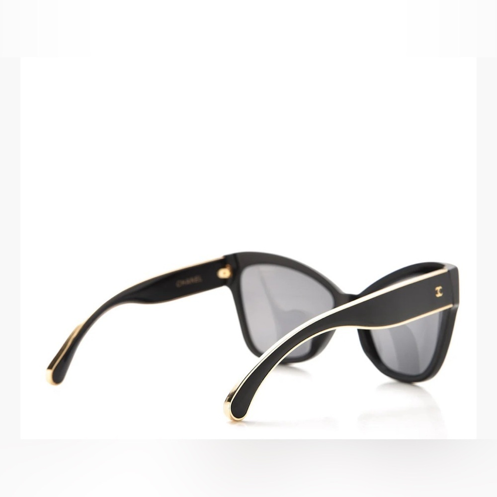 CHANEL Elegant Black and gold trim Sunglasses with accessories FLAWLESS - Picture 9 of 16